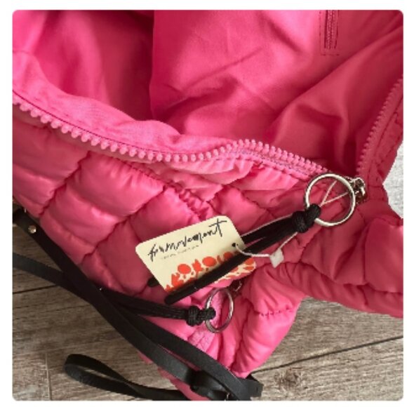 Free People FP Movement Quilted Carryall Pink Bubblegum  - FACTORY SEALED - Picture 15 of 17